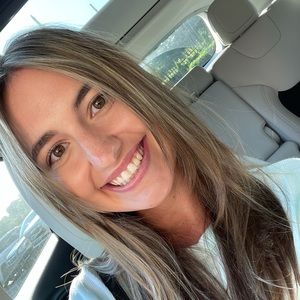 Meet your Posher, Gabriella